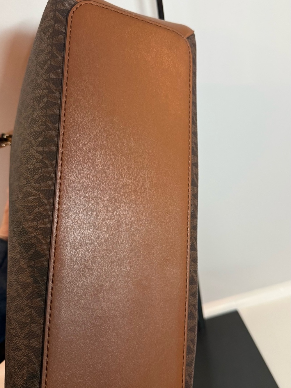 Michael Kors Brown Monogram Cecily bag - Picture 9 of 12